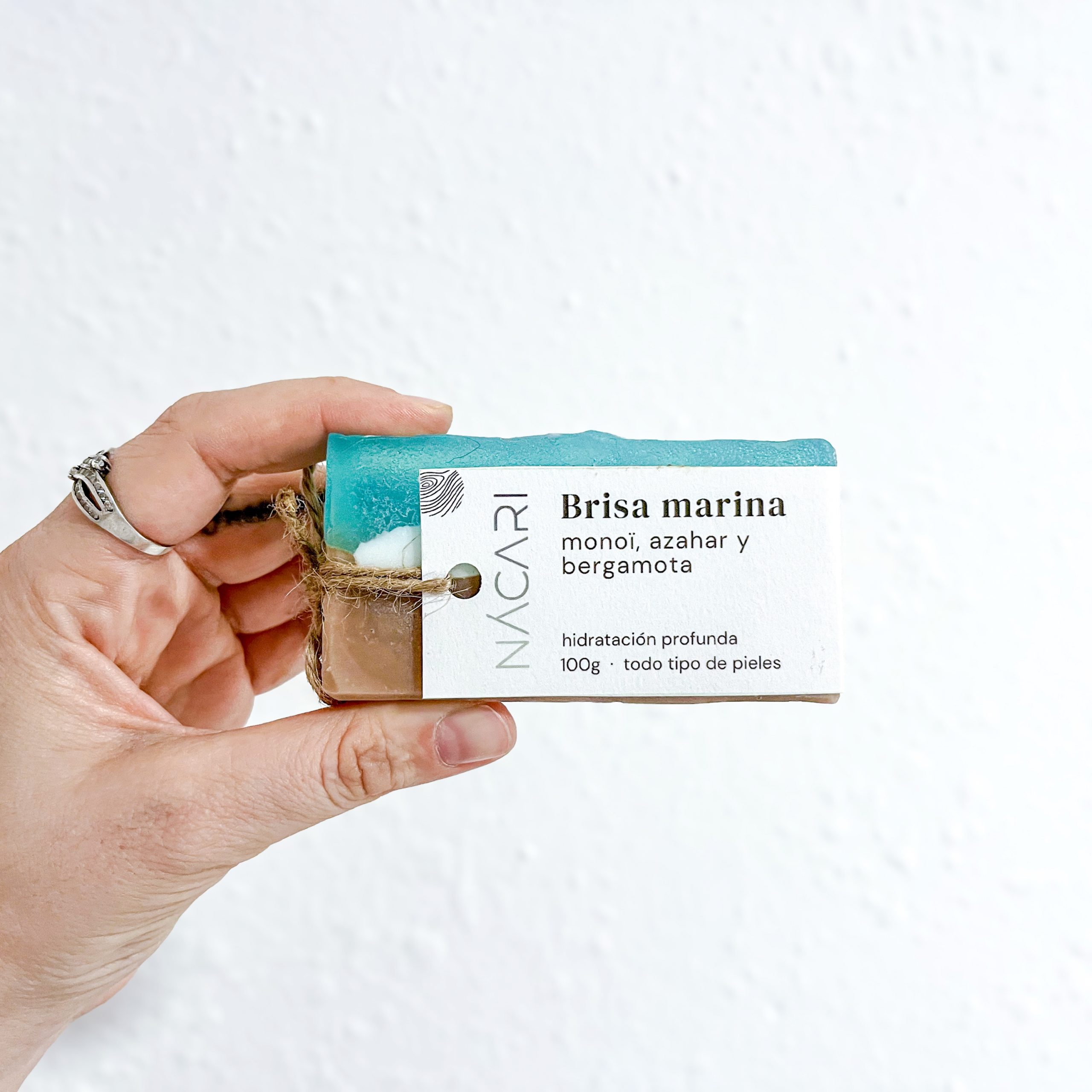 Brisa Marina: jabón sólido de almendras dulces y arcilla Ghassoul - Imagen 3