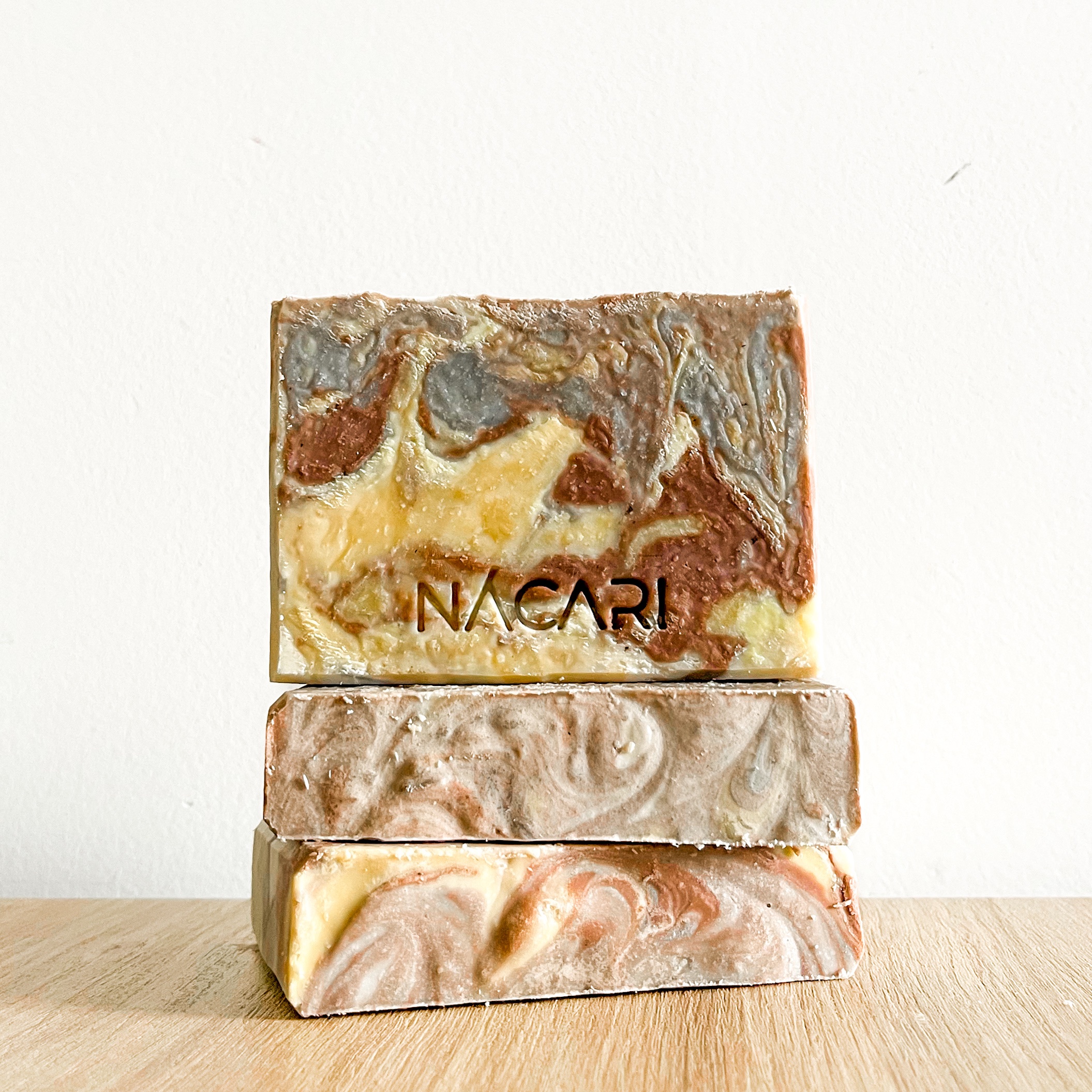 Sándalo imperial: jabón sólido de sándalo, cedro y vainilla